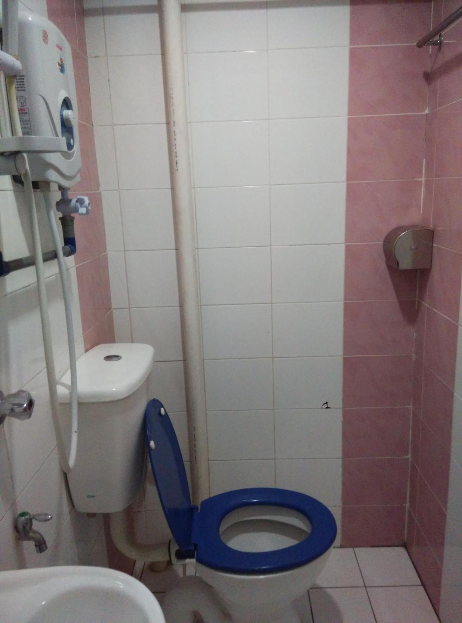 Hotel Traveller Kota Kinabalu Habitación foto