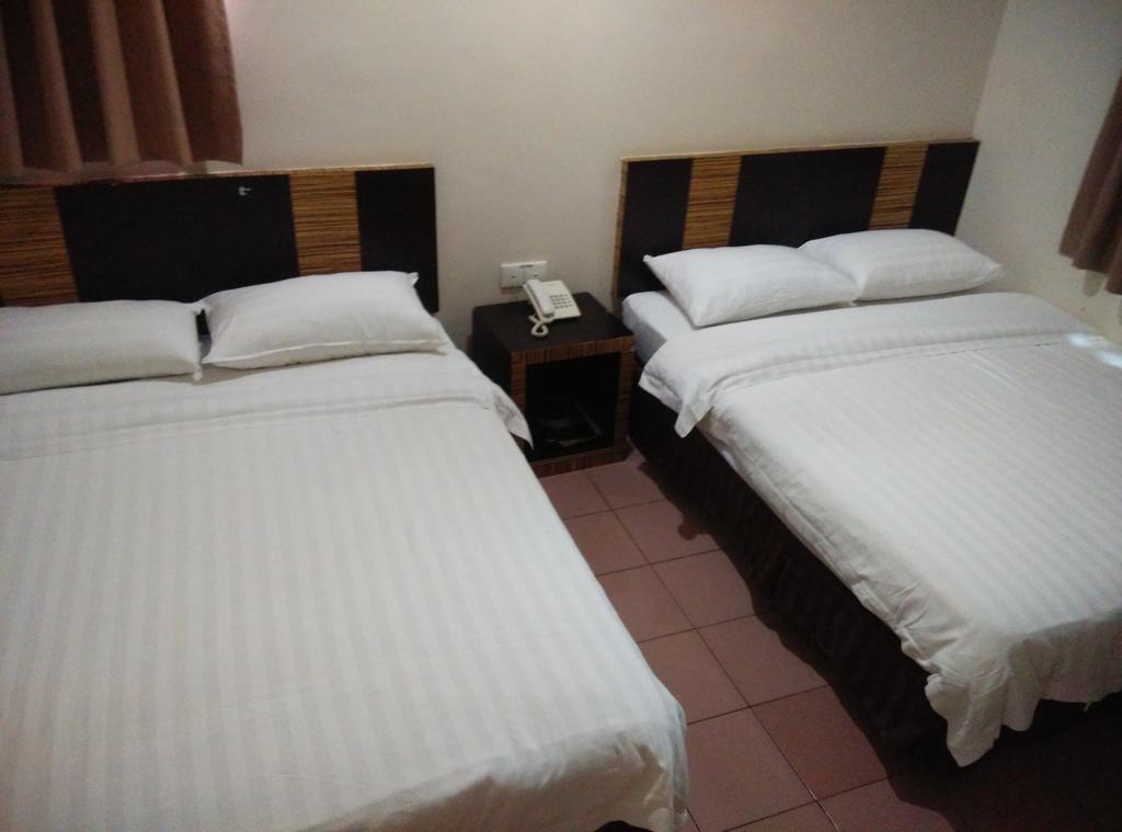 Hotel Traveller Kota Kinabalu Exterior foto
